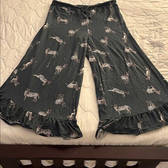 Modcloth Other - ModCloth Free People Women’s Bloomer Ruffle Pajama Pants